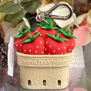 🆕🍓 BATH & BODY WORKS LIMITED EDITION BERRY BASKET POCKETBAC HOLDER. BRAND NEW!